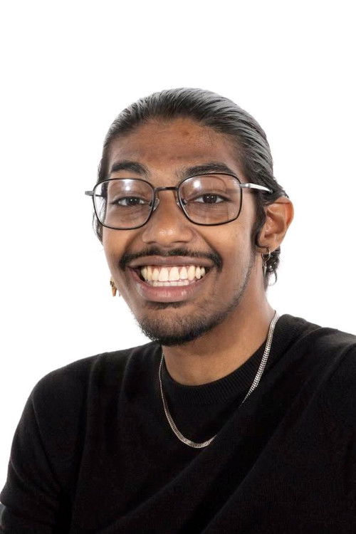 Bradley Gunness as Bill