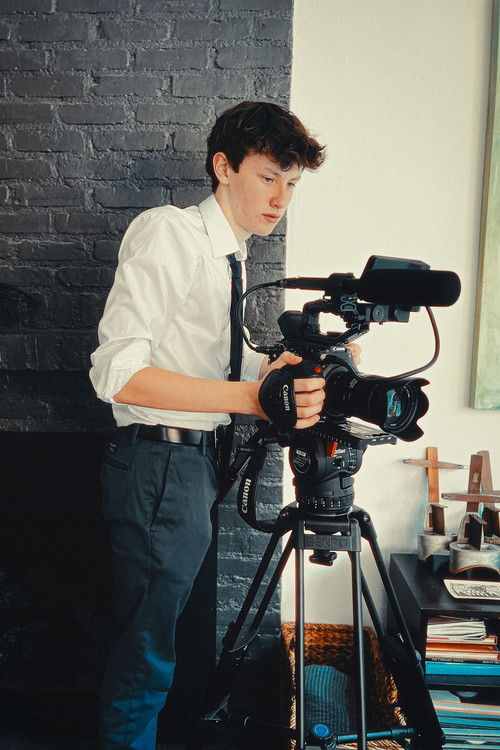 Brody Gibbs as Victim