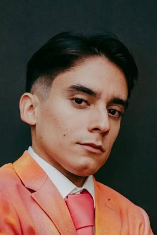 Carlos Eduardo Zacu as Leonardo