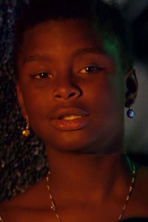 Diana Murillo as Cachetona