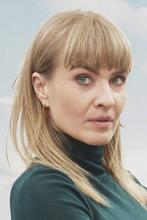 Anne Sophie Espersen as Louise's Mother