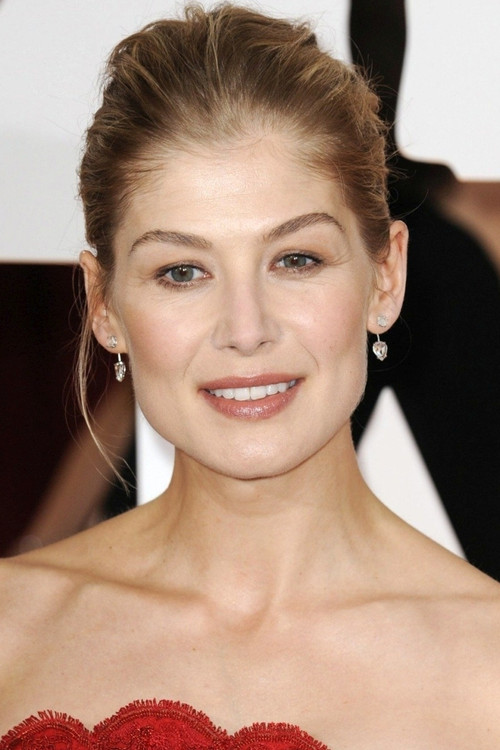 Rosamund Pike as Moominmamma (voice)