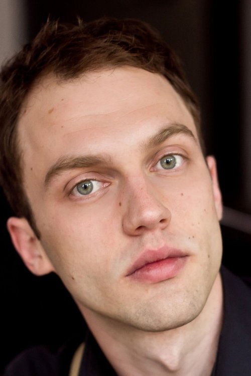 Christoph Bertram as Fabian