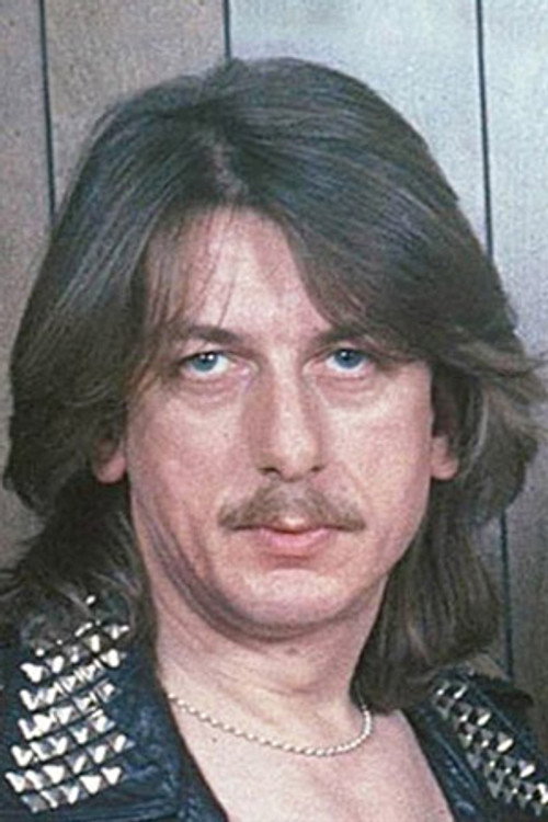 Dave Holland as Self - Drums