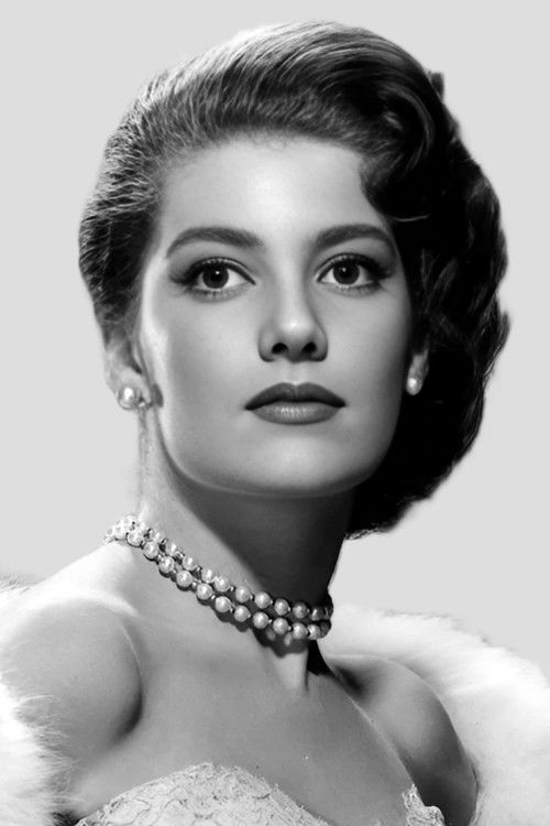 Niki Dantine as Lady Lillian Chamberlain