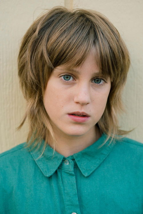 Mabel Strachan as Young Mia