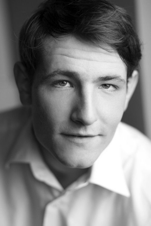 Zoltán Gyöngyösi as Gézu