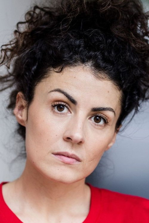 Liza Tzschirner as Dr. Eva Schulz-Döschnitz