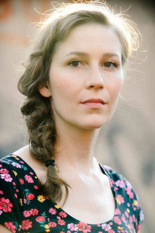 Katharina Hauter as Josefin