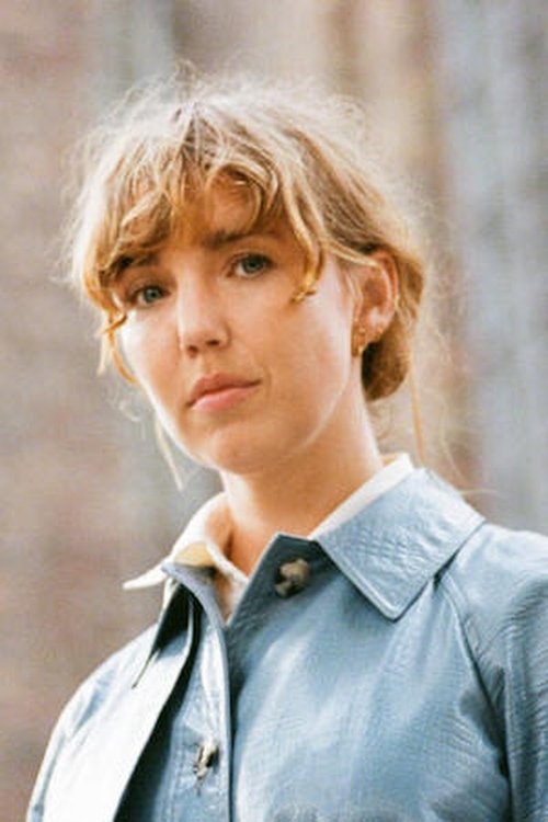 Katrine Brocks as Veninde på bar