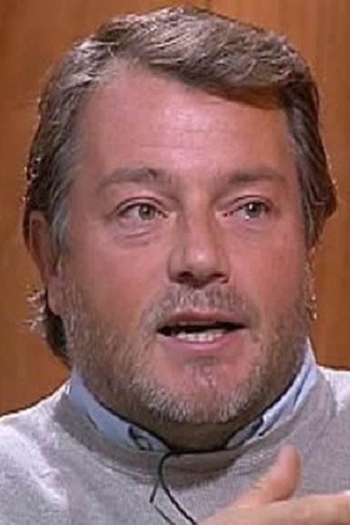 Valerio Fioravanti as Manuel Hernandez