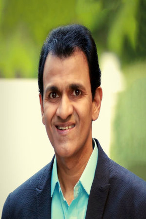 Raghavendra Rajkumar as Priyadarshan