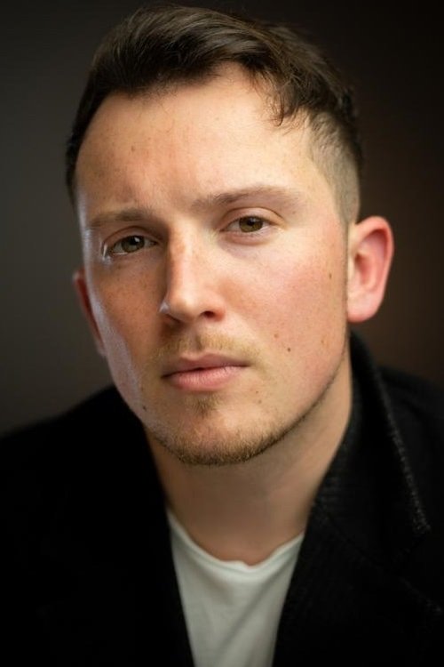 Ellis Tustin as Drew