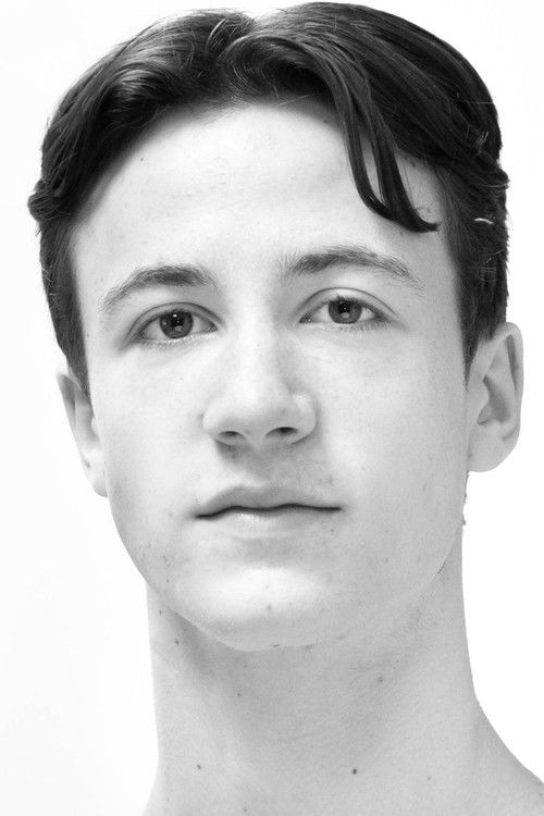 Joel Calstar-Fisher as Junior Constable