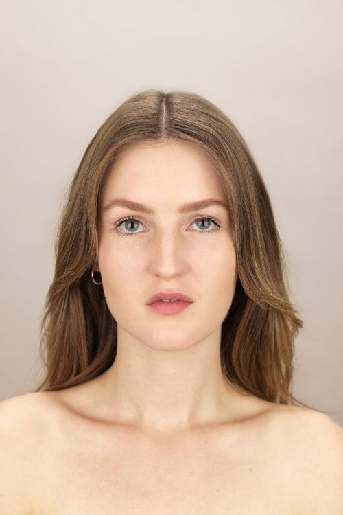 Lucija Harum as Alex