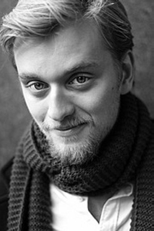 Adam Schmidt Jensen as Rasmus