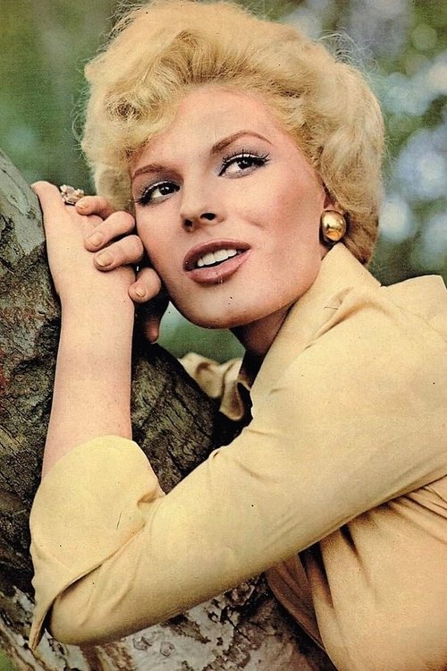 Angélica Chain as Daniela