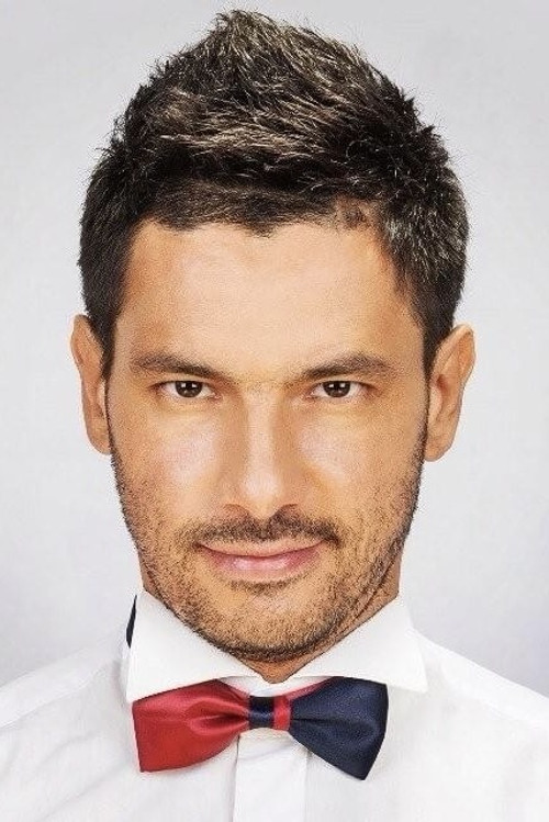 DJ Piligrim as Self - Coach