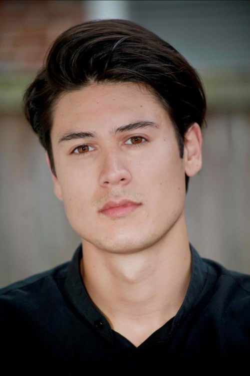 Scott Mun as Leo