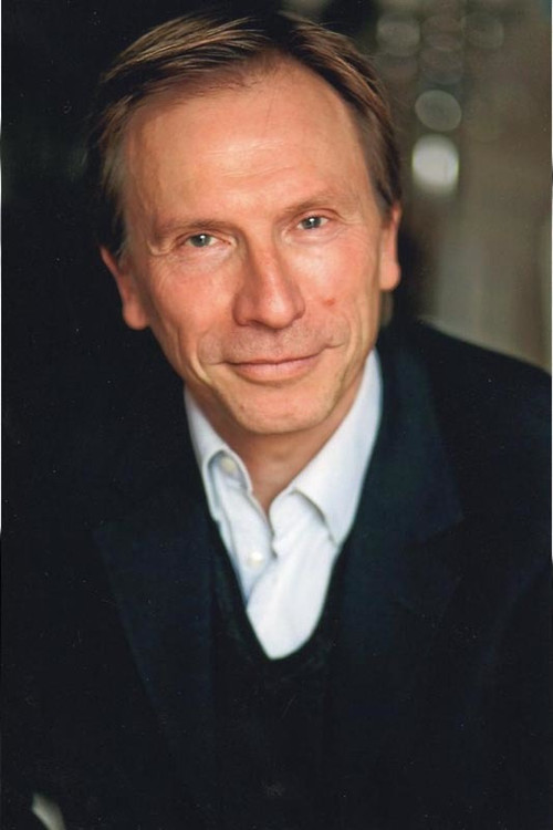 Thierry Ragueneau as Le Père (voice)