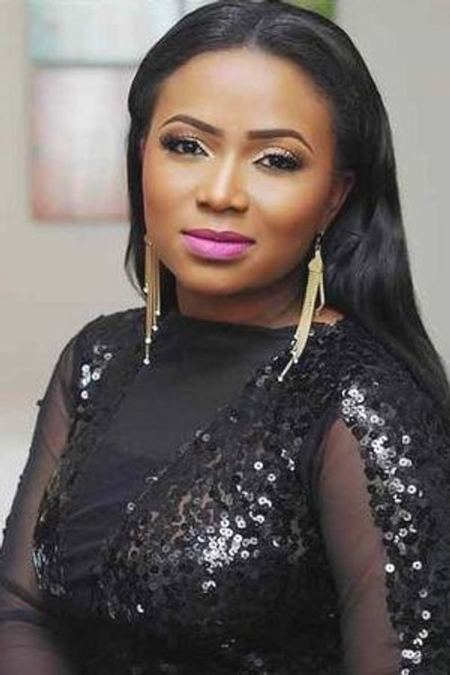 Lami Philips as Eniola's mother