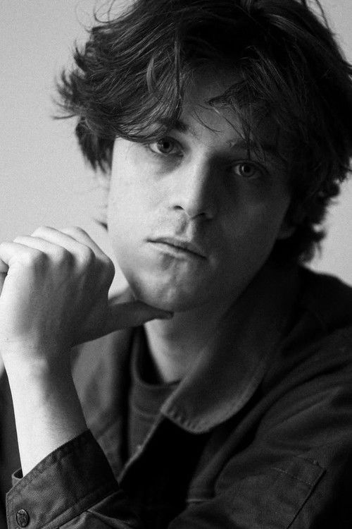 Guillaume Soubeyran as Mathias