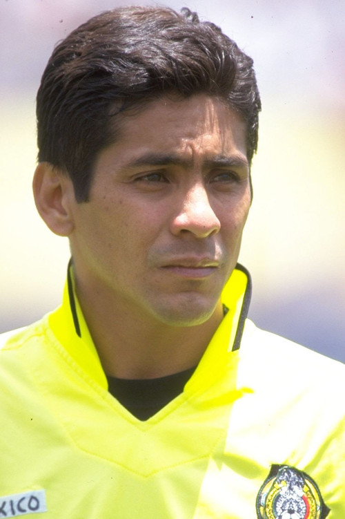 Jorge Campos as Self