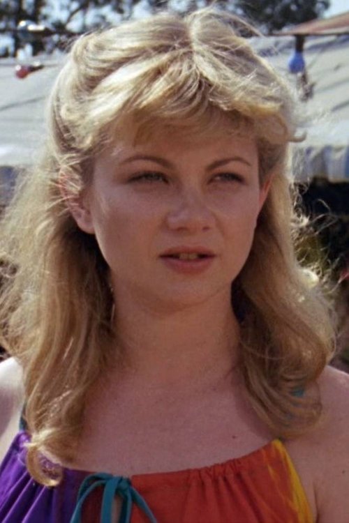 Kerry Mack as Joanne