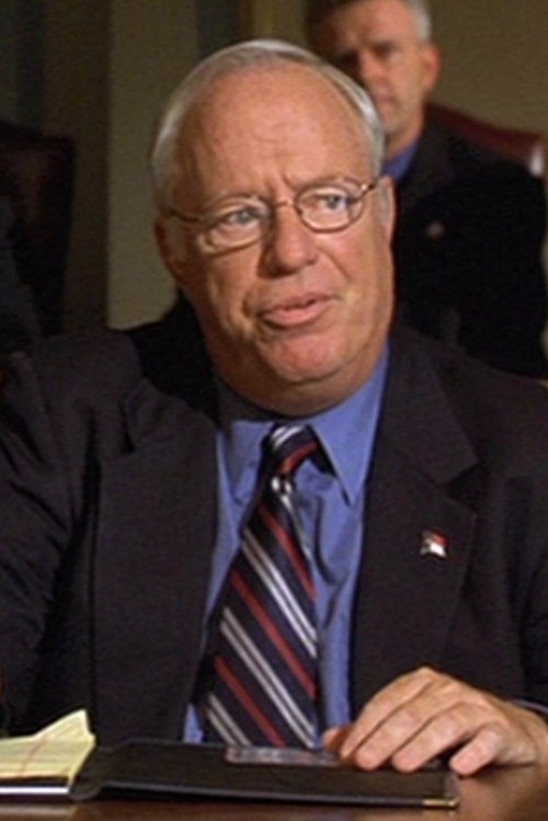 Doug Roberts as Lloyd Lynch