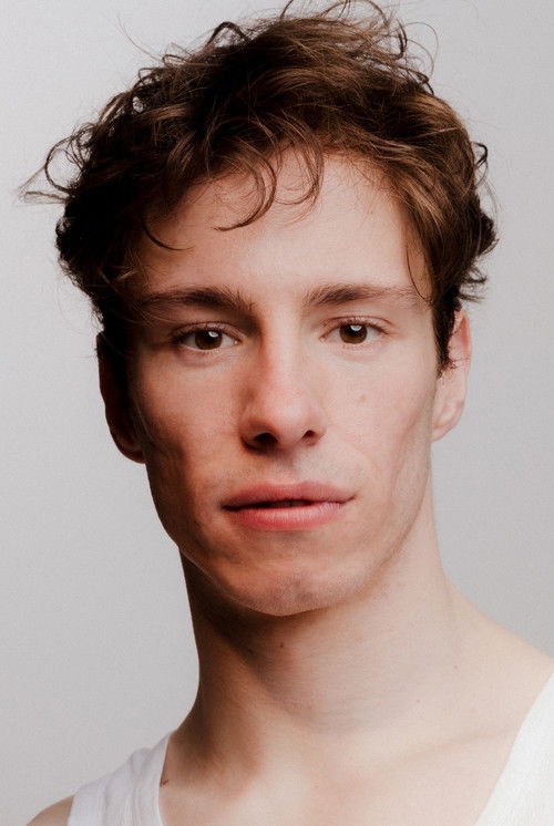 Isaac Harley as Boyfriend