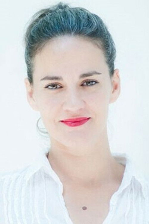 Elena Lombao as Soledad