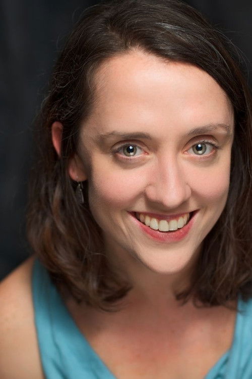 Kelly Mengelkoch as Helen Kimmel