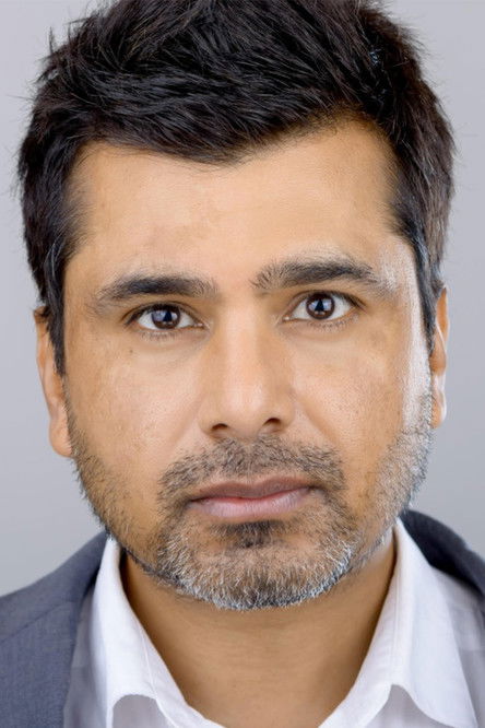 Rajesh Gopie as Preggie Naidoo