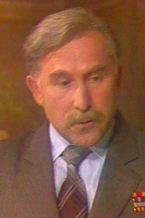 Sergey Kantur as Soviet soldier