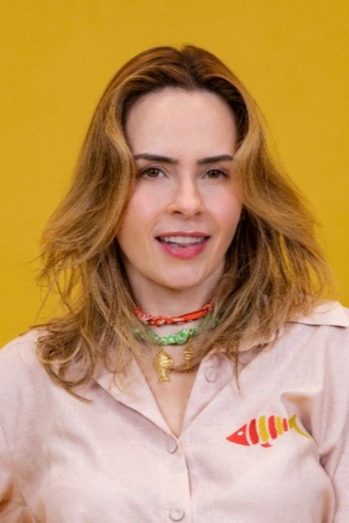 Ana Paula Renault as Self - Commentator