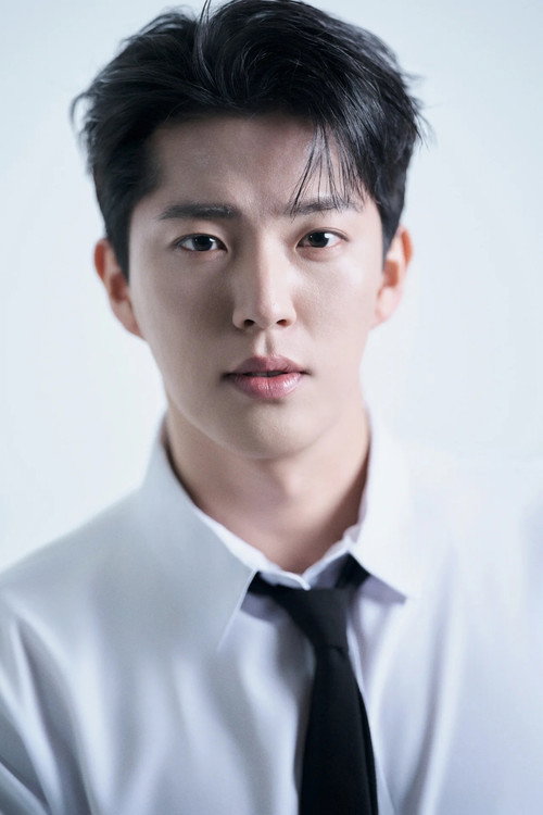 Shin Ki-hwan as Bong-deok