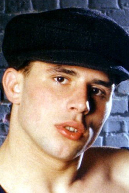 Patrick Ferniot as Male Statue