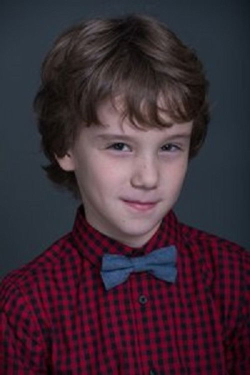 Nikita Panov as Серёжа