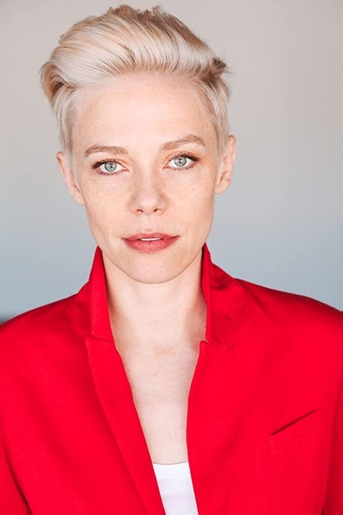 Shalaina Castle as Beth