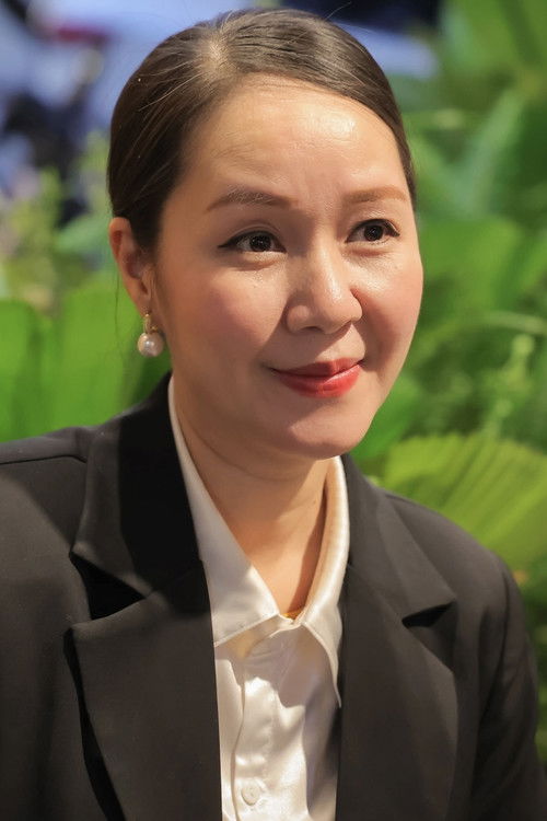 Mai Huê as Lan