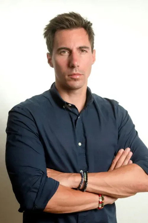 Márk Radnai as Self