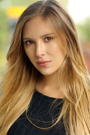 Hanako Footman as Ruby