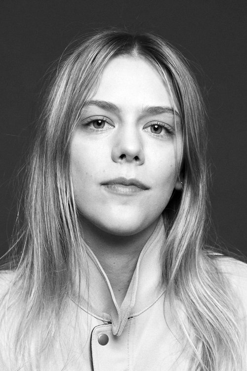 Helene Bergsholm as Ida