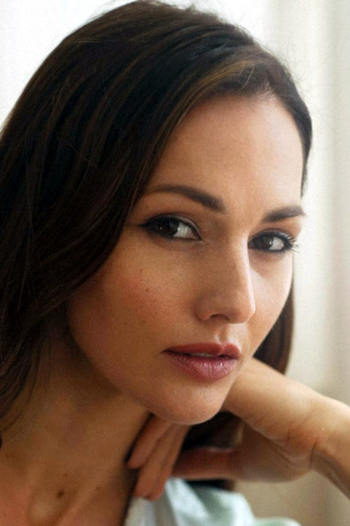 Joelle Coutinho as French Girl