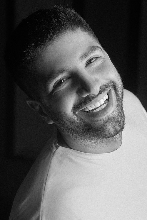 Xaniar Khosravi as Soheil