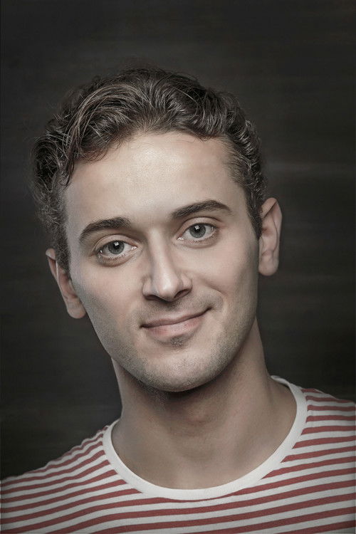 Robert Annus as Väino