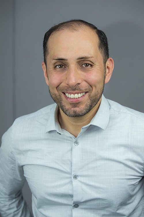 George Capacete as Crime Scene Detective