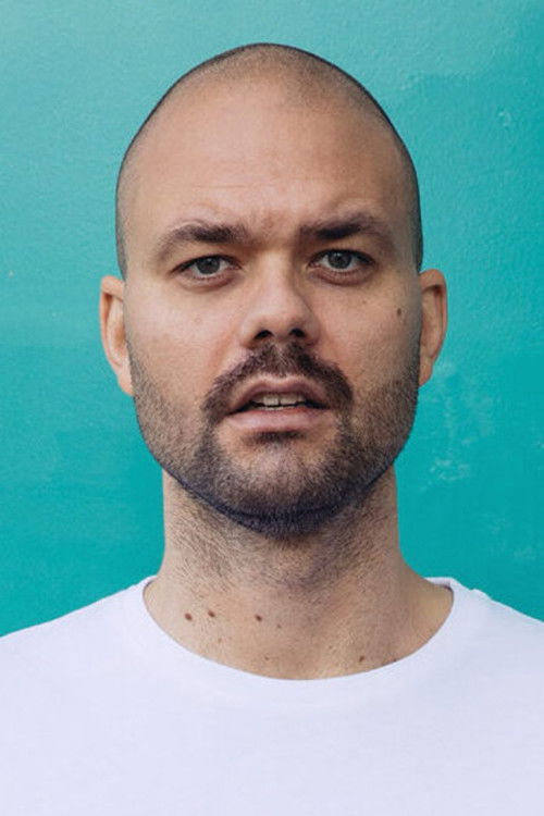 Lars Berrum as Lars Comedian