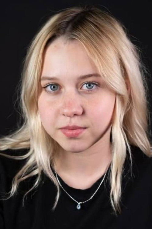 Daria Zhykharska as Ira