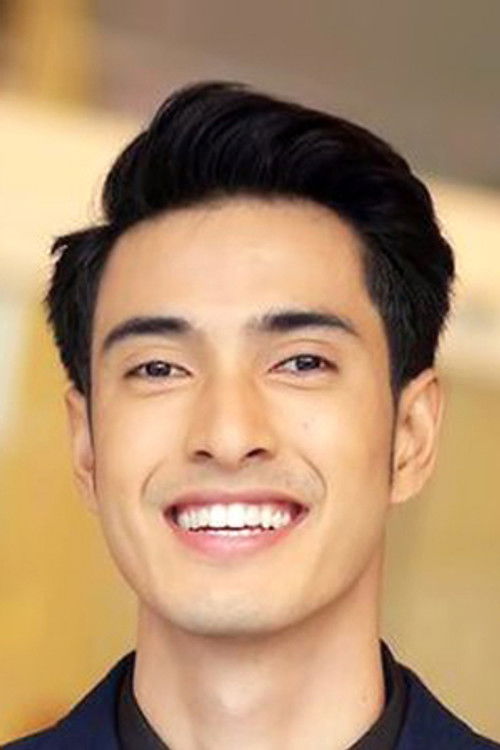 Pritsadee Chantasaro as Keane